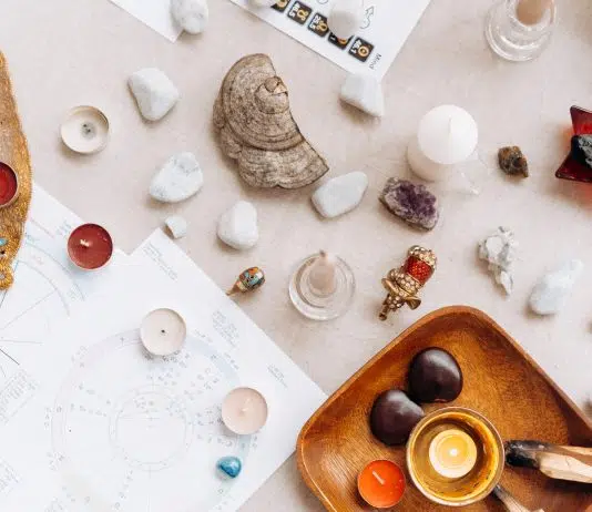 Comment placer les pierres sur les Chakras ?